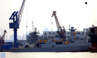 中國c28a三千噸級(jí)外貿(mào)護(hù)衛(wèi)艦亮相 帥氣逼人
